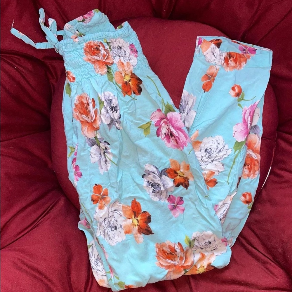 Piyoga floral yoga pants. Size M.